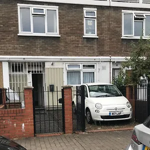 arbnb-at-comfy-sleep-guest-house-self-catering-private-london.brighton-hotels-england.com/