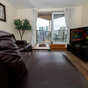Two Bed Near Canary Wharf Appartement
